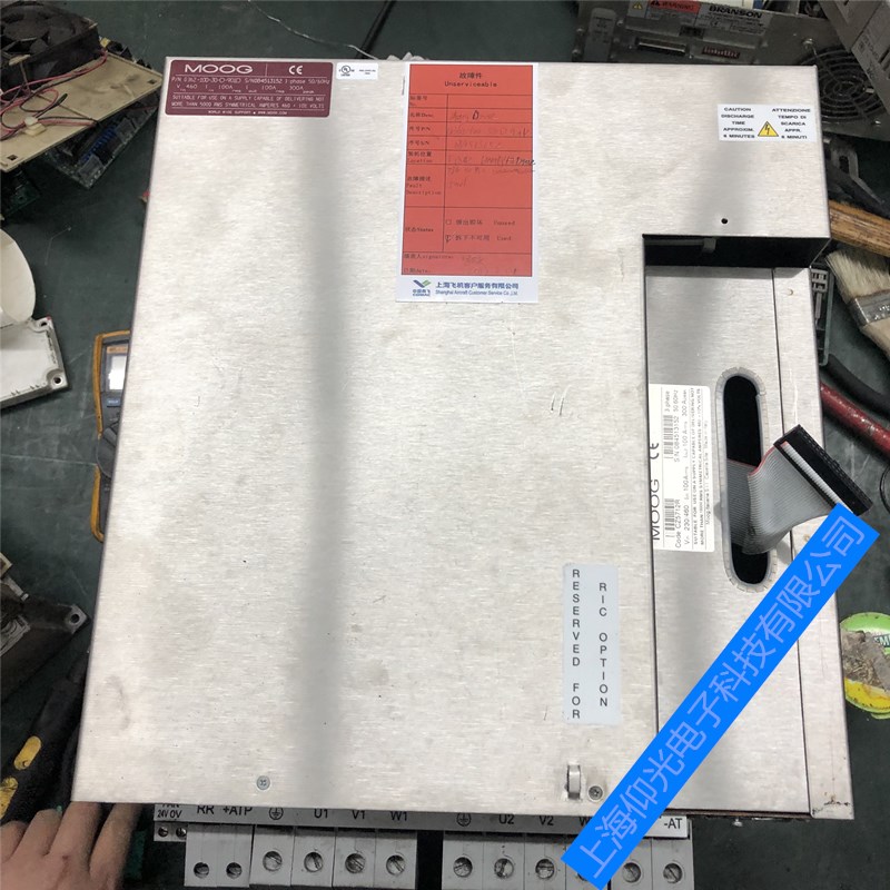 穆格伺服驅(qū)動器伺服器上電無顯示報(bào)警維修,