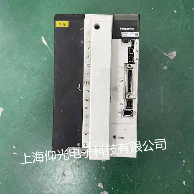 松下伺服驅(qū)動器維修MFDHTB3A2CA1報Err 14.0過載電流快速維修仰光