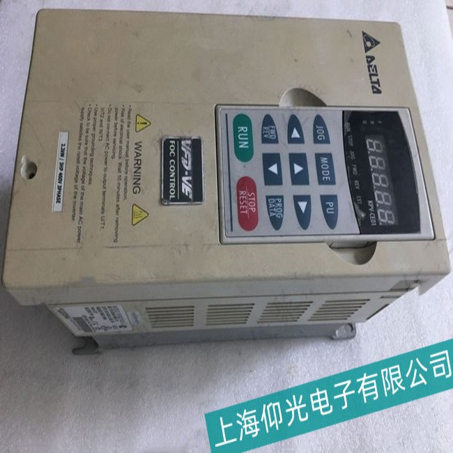 瓊中臺達變頻器驅動板與主板的替換故障維修