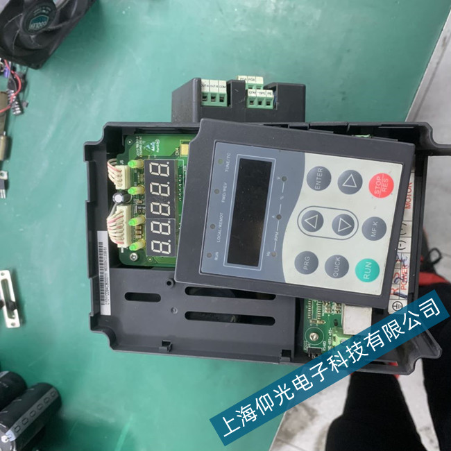 �R��MD300ϵ��׃�l��F0��F1���ϴ��a�S�޵�ַ