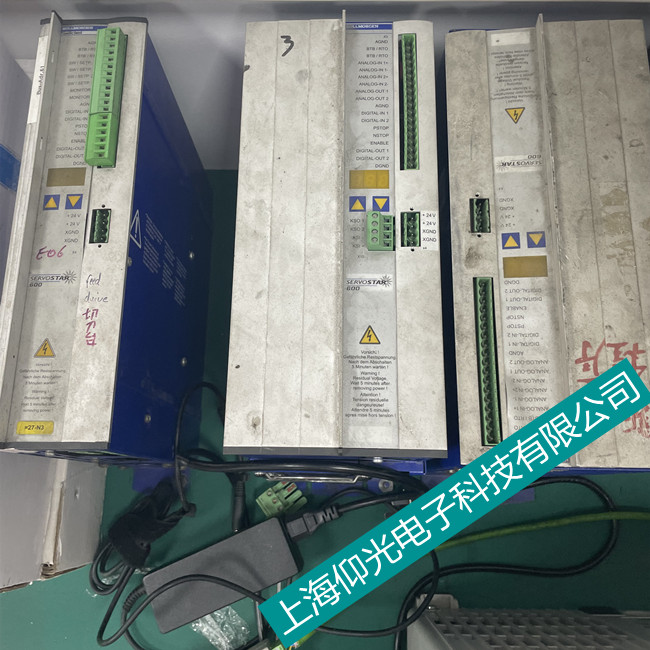 北京科爾摩根伺服驅動器600報警故障F525維修