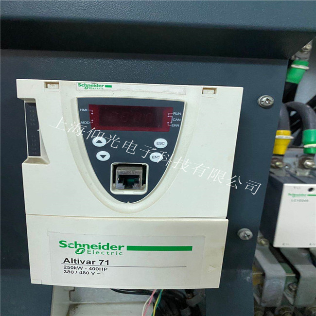 施耐德變頻器故障代碼ECF分析及處理方法