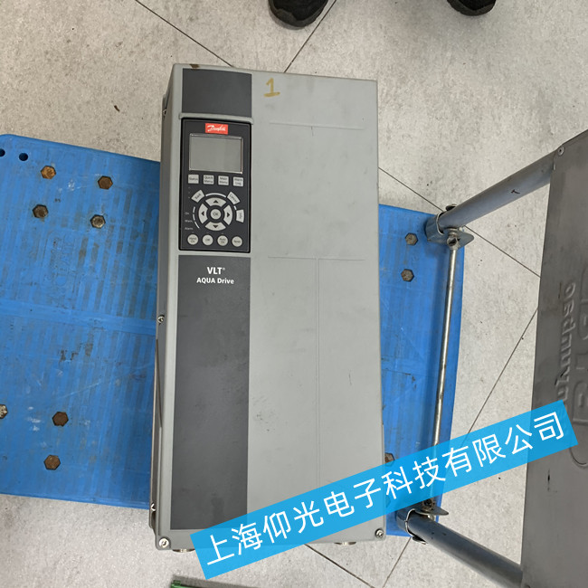 丹佛斯5016變頻器“alarm 13”過(guò)流報(bào)警處理方法