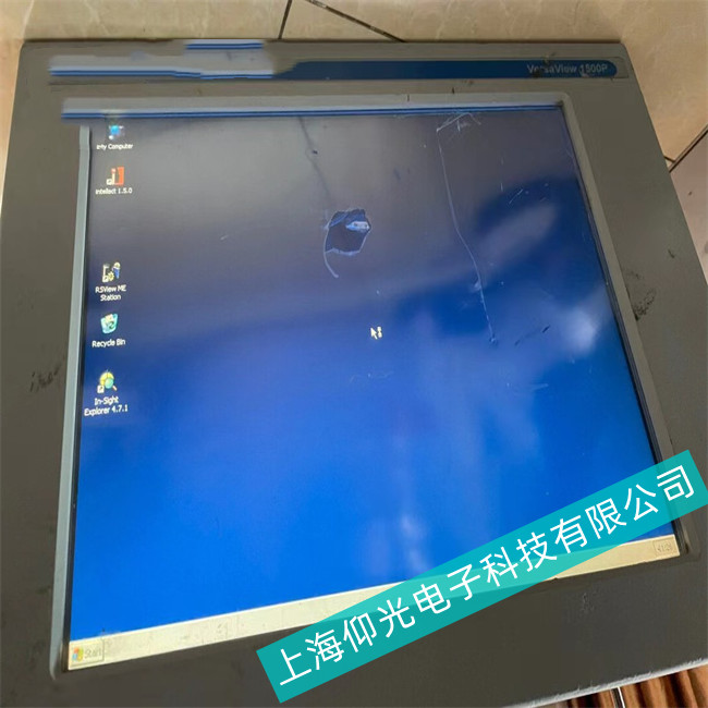 物料處理系統(tǒng)AB羅克韋爾工控機(jī)6181P-19A2SW71AC顯示花紋、線條，花屏