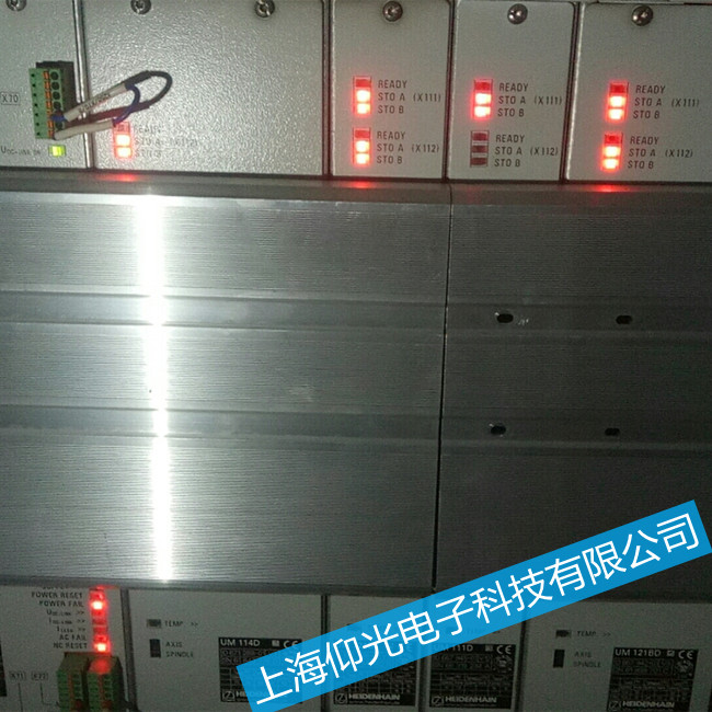 海德漢放大器上電就跳閘維修公司-UM114驅(qū)動器上錯電維修方法