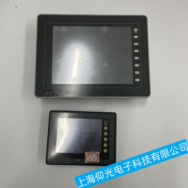 桐城富士觸摸屏ug430h-ss1通電幾分鐘后屏幕變成藍屏故障維修咨詢